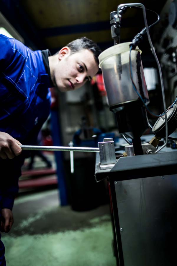 Officina meccanica